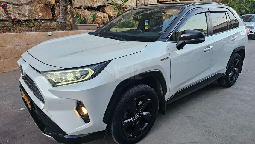מודעת רכב טויוטה RAV4