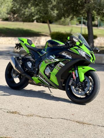 מודעת רכב קאוואסאקי נינג'ה ZX 10R