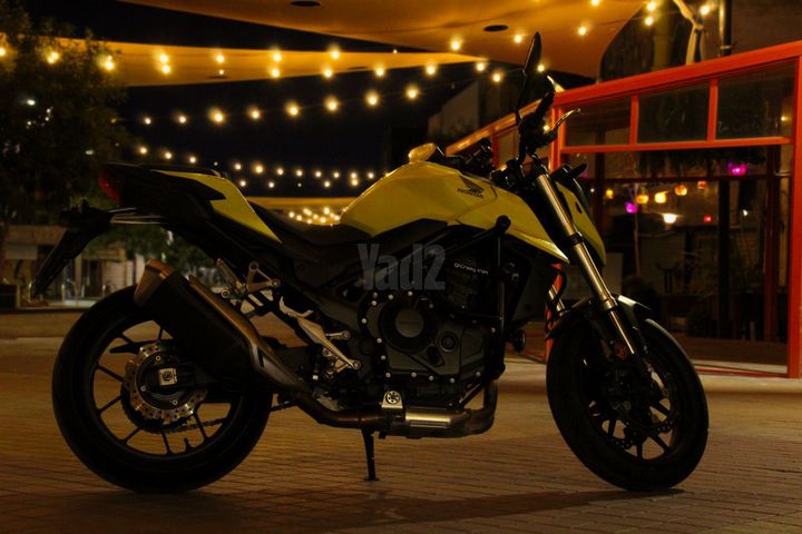 מודעת רכב הונדה HORNET 750