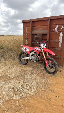 מודעת רכב הונדה CRF450R