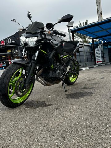 מודעת רכב קאוואסאקי Z650