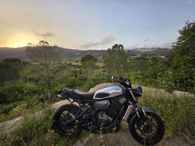 מודעת רכב ימאהה XSR700