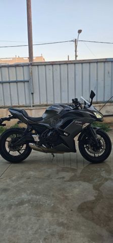 מודעת רכב קאוואסאקי נינג'ה 650