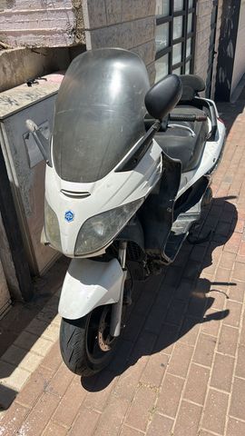 מודעת רכב פיאג'ו X-Evo 250