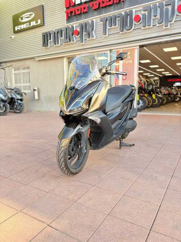 מודעת רכב קימקו דאון-טאון 350