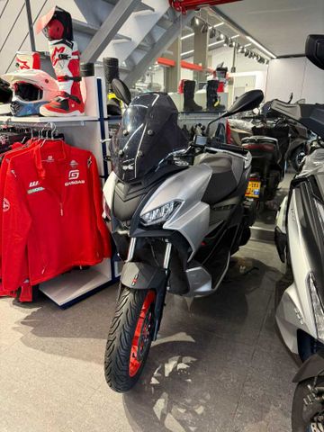 מודעת רכב אפריליה SR GT 125