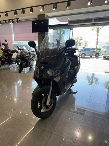 מודעת רכב פיאג'ו X-Evo 250