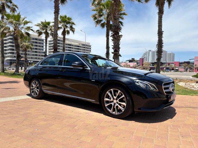 מודעת רכב מרצדס-בנץ E-class