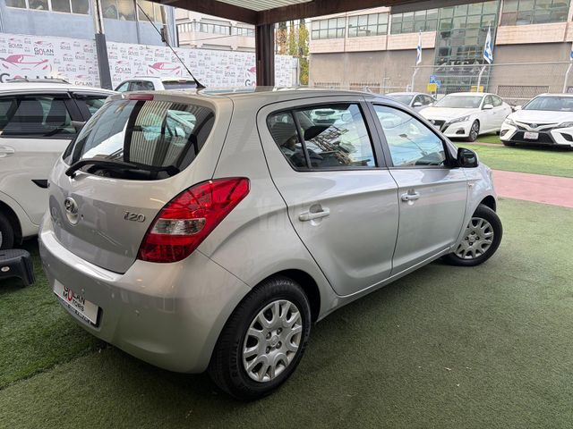 מודעת רכב יונדאי i20 3