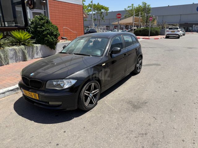 מודעת רכב ב מ וו סדרה 1
