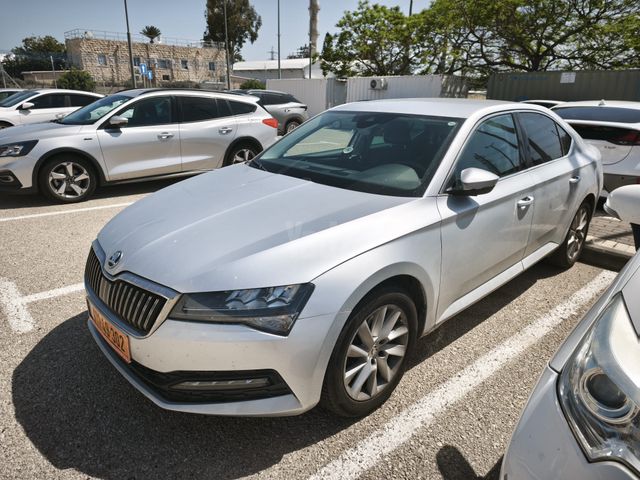 מודעת רכב סקודה סופרב