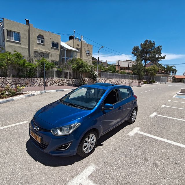 מודעת רכב יונדאי i20