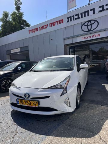 מודעת רכב טויוטה פריוס