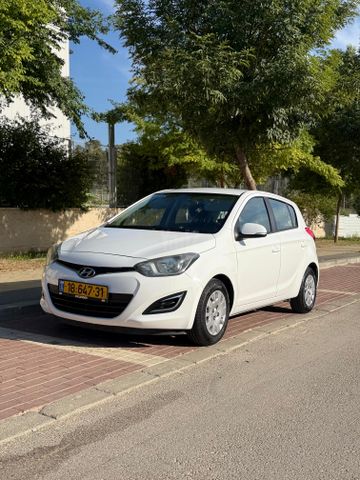 מודעת רכב יונדאי i20 2