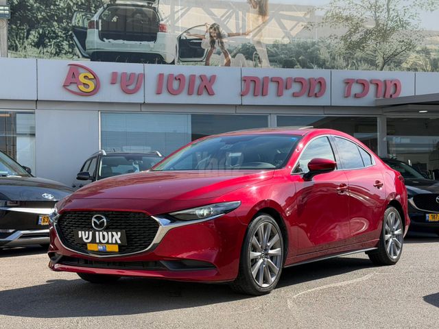 מודעת רכב מאזדה 3
