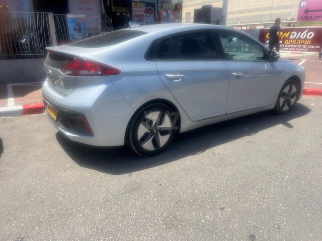 מודעת רכב יונדאי איוניק