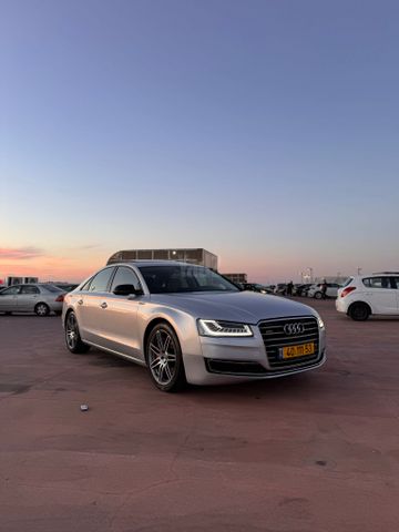 מודעת רכב אאודי A8 1