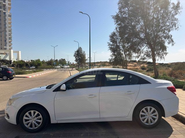 מודעת רכב שברולט קרוז 2