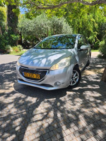 מודעת רכב פיג'ו 208