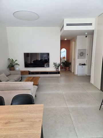 חיים וייצמן 19
