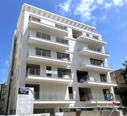 דירה למכירה בתל אביב יפו (תיווך) — 2