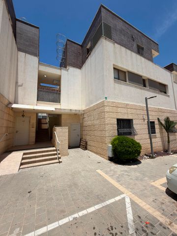 דירה