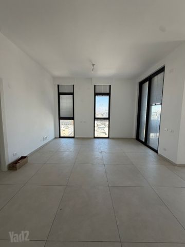 דירה למכירה בתל אביב יפו (תיווך) — 2