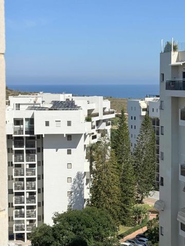 אורי צבי גרינברג 