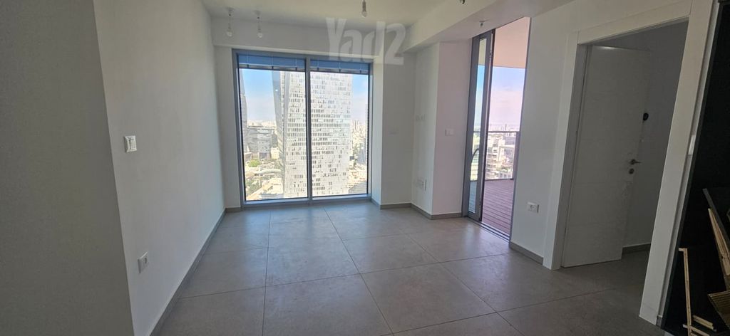 דירה להשכרה בתל אביב יפו (תיווך) — 2