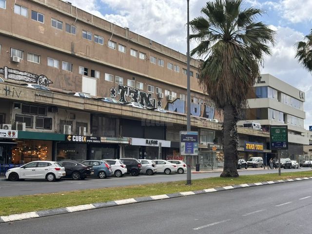 דרך קיבוץ גלויות 