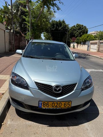 מודעת רכב מאזדה 3
