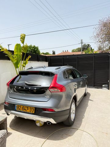 מודעת רכב וולוו V40