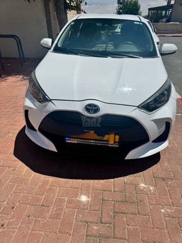 מודעת רכב טויוטה יאריס
