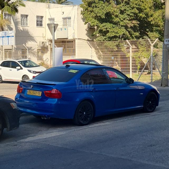 מודעת רכב ב מ וו סדרה 3