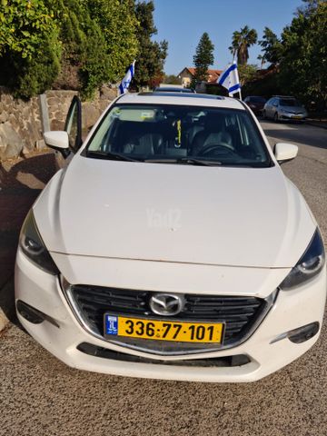מודעת רכב מאזדה 3