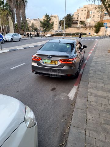 מודעת רכב טויוטה קאמרי