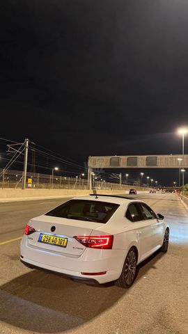 מודעת רכב סקודה סופרב