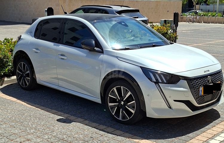 מודעת רכב פיג'ו 208