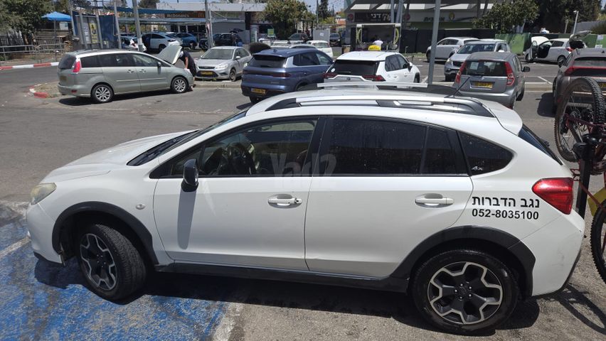 מודעת רכב סובארו XV