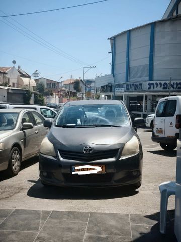 מודעת רכב טויוטה ורסו