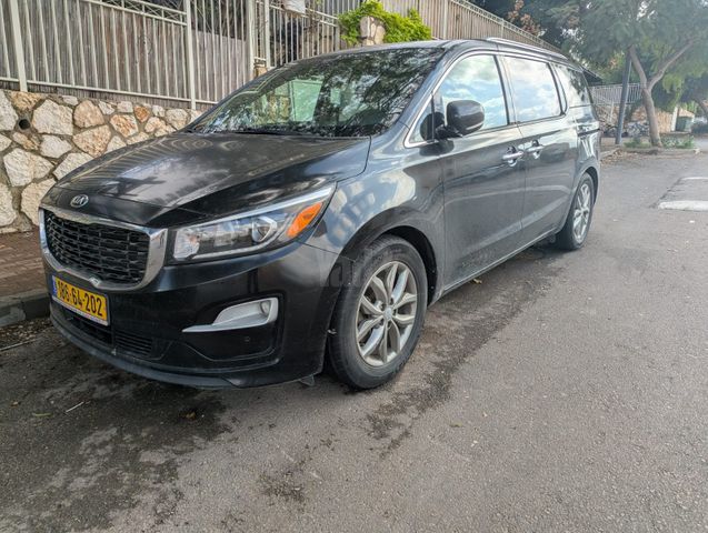 מודעת רכב קיה קרניבל
