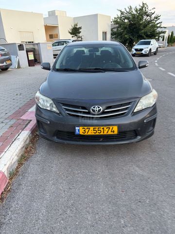 מודעת רכב טויוטה קורולה