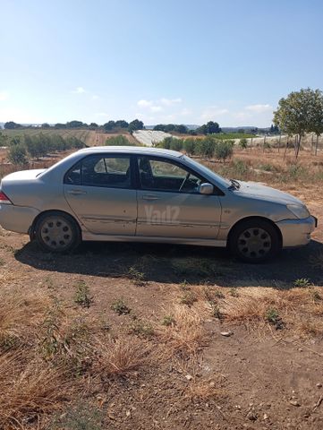 מודעת רכב מיצובישי לנסר