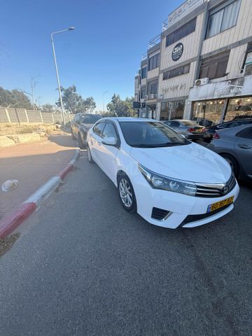 מודעת רכב טויוטה קורולה