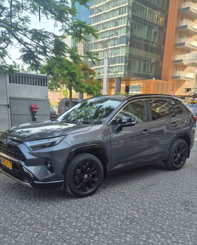 מודעת רכב טויוטה RAV4