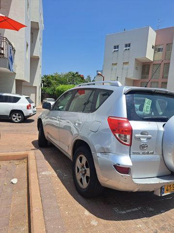 מודעת רכב טויוטה RAV4