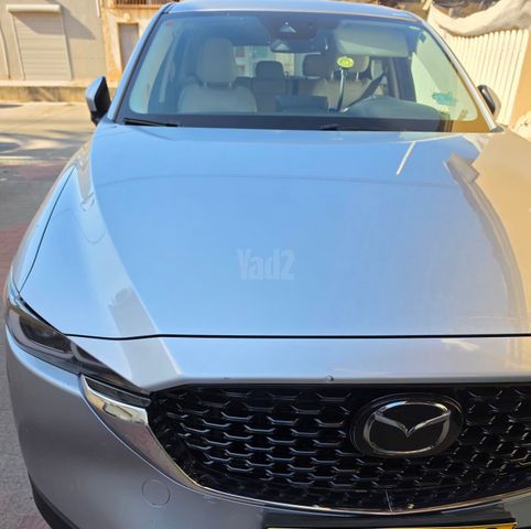 מודעת רכב מאזדה CX-5