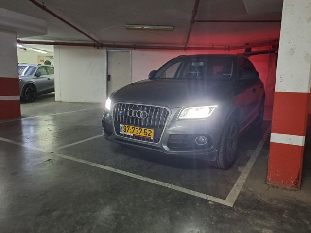 מודעת רכב אאודי Q5