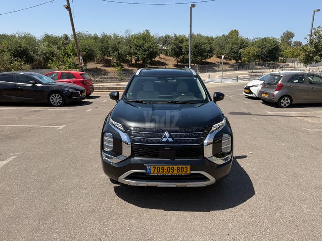 מודעת רכב מיצובישי אאוטלנדר 3