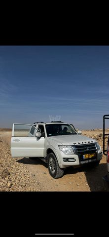מודעת רכב מיצובישי פג'רו
